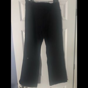 Lululemon yoga pants